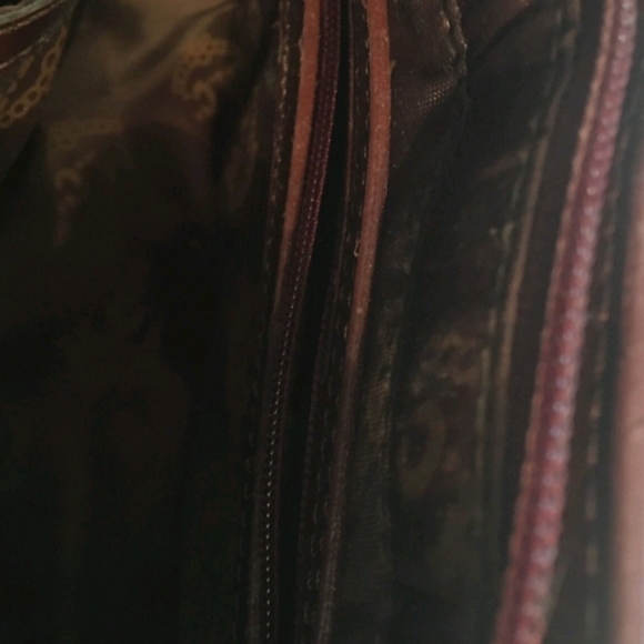 Marc CHANTEL.Leather SHOULDER BAG WITH LEAVES STAMPING - Picture 7 of 8